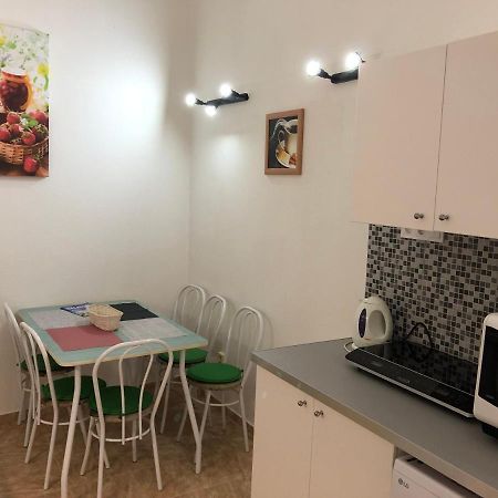 Urania Apartamento Budapeste Exterior foto