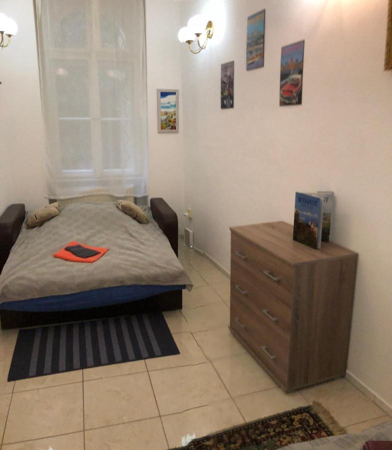 Urania Apartamento Budapeste Exterior foto